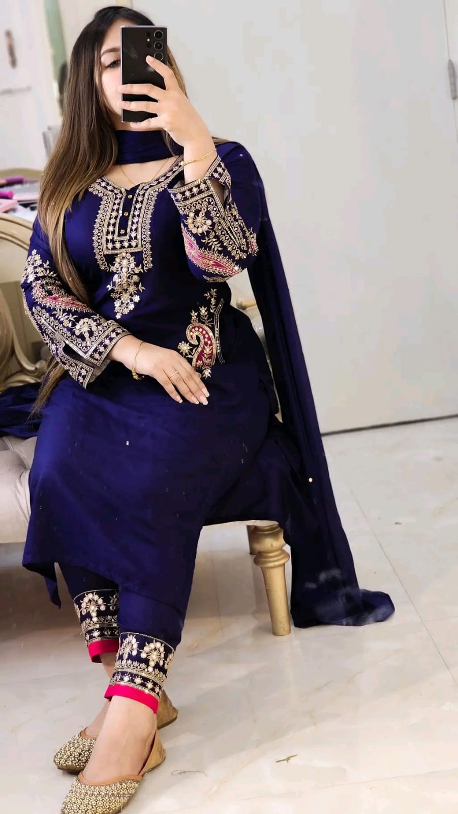 a8a3dcc9-8114-47d8-ba51-81ee155b2fcc