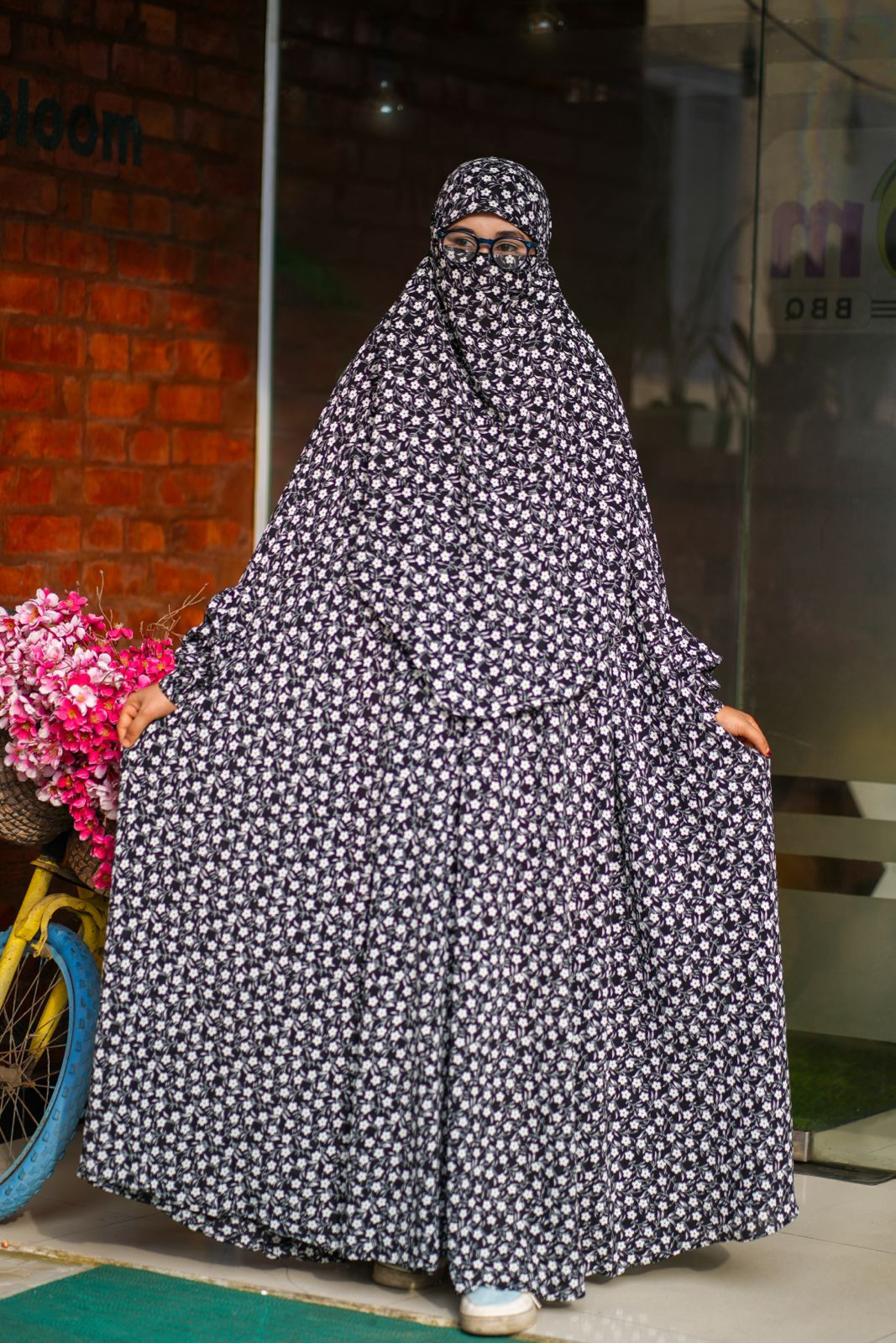 product_1759484455_1369